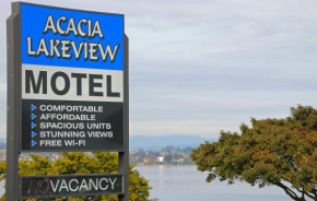  Acacia Lake View Motel  Таупо